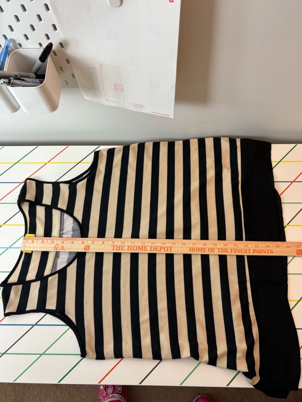 Liz Lange Black & Tan Striped Scoop Neck Tank w/ black mesh trim size PL - Picture 10 of 10